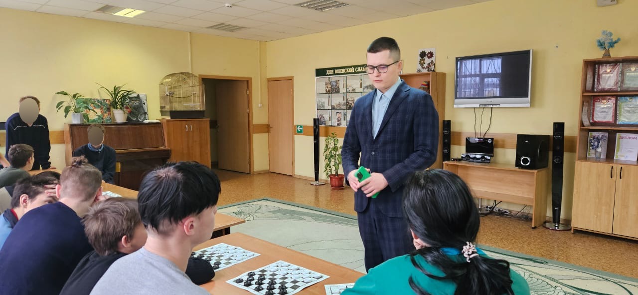 Мастер-класс по шашкам от Мастера в ЦВСНП